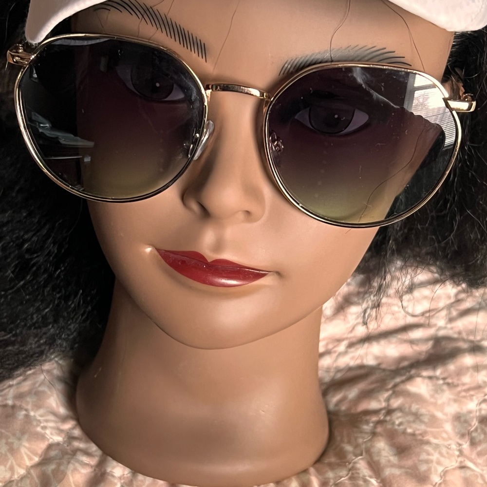 Hand polyester sunglasses 🌺🍀🌺